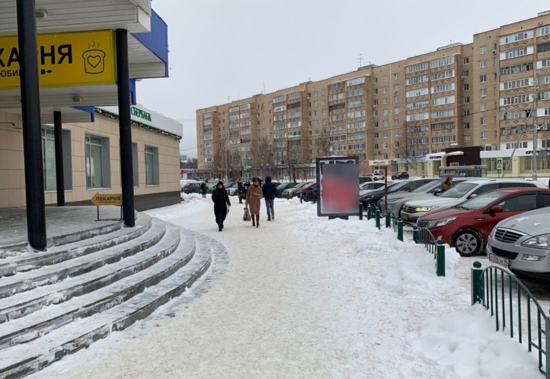 Фотография рекламного носителя, тип: Ситиформат 1.8x1.2, адрес: Ленина пр-т., д.35, поз.1, Сургут, Ханты-Мансийский автономный округ – Югра, Россия. Сторона Б №960275