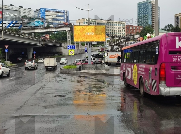 Фотография рекламного носителя, тип: Билборд 3x6, адрес: Красного Знамени пр-т., д.59, Владивосток, Приморский край, Россия. Сторона Аh1-Аh4 №1069204