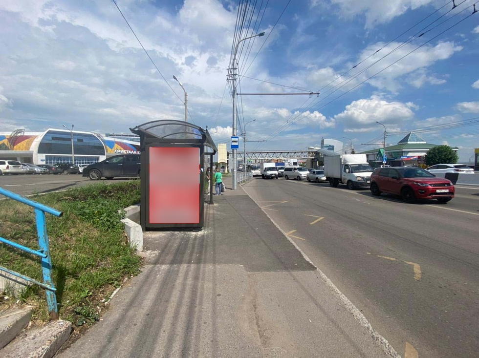 Фотография рекламного носителя, тип: Остановка 1.8x1.2, адрес: Партизана Железняка ул., д.40а, ост. Арена Кристалл, Красноярск, Красноярский край, Россия. Сторона Б №1029753