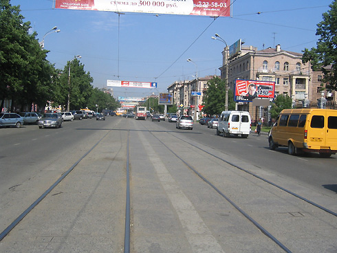 Фотография рекламного носителя, тип: Билборд 3x6, адрес: Ленина пр-т., д.67, Нижний Тагил, Свердловская область, Россия. Сторона A1-A3 №484477