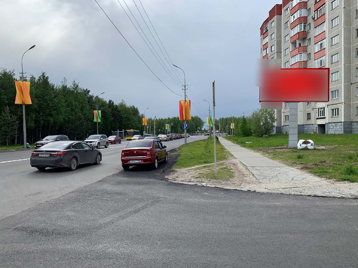 Фотография рекламного носителя, тип: Билборд 3x6, адрес: Флегонта Показаньева ул., д.12, Сургут, Ханты-Мансийский автономный округ – Югра, Россия. Сторона А №440213