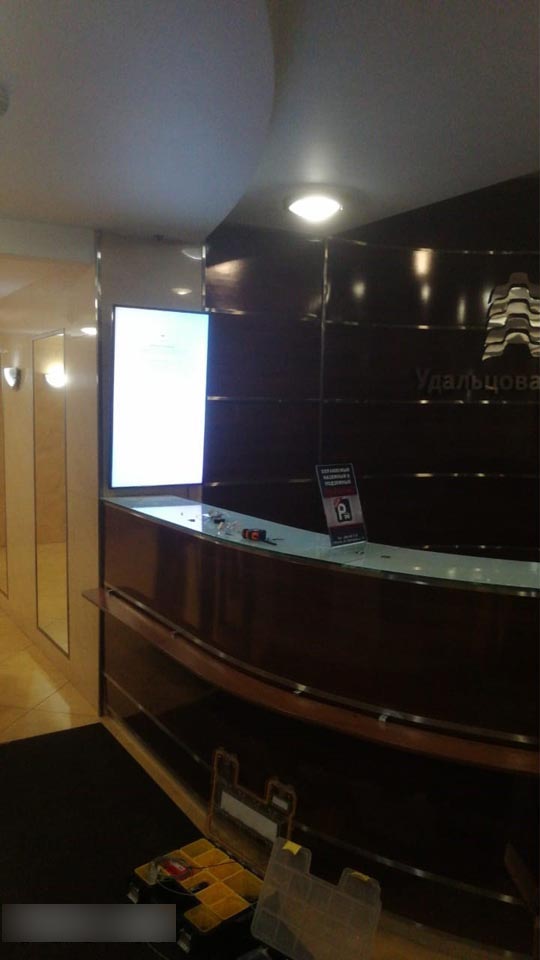 Фотография рекламного носителя, тип: Видеоэкран, адрес: Бизнес-центр «Удальцова Плаза», Удальцова ул., д.1А, Москва, Россия. Сторона/вариант A №975885