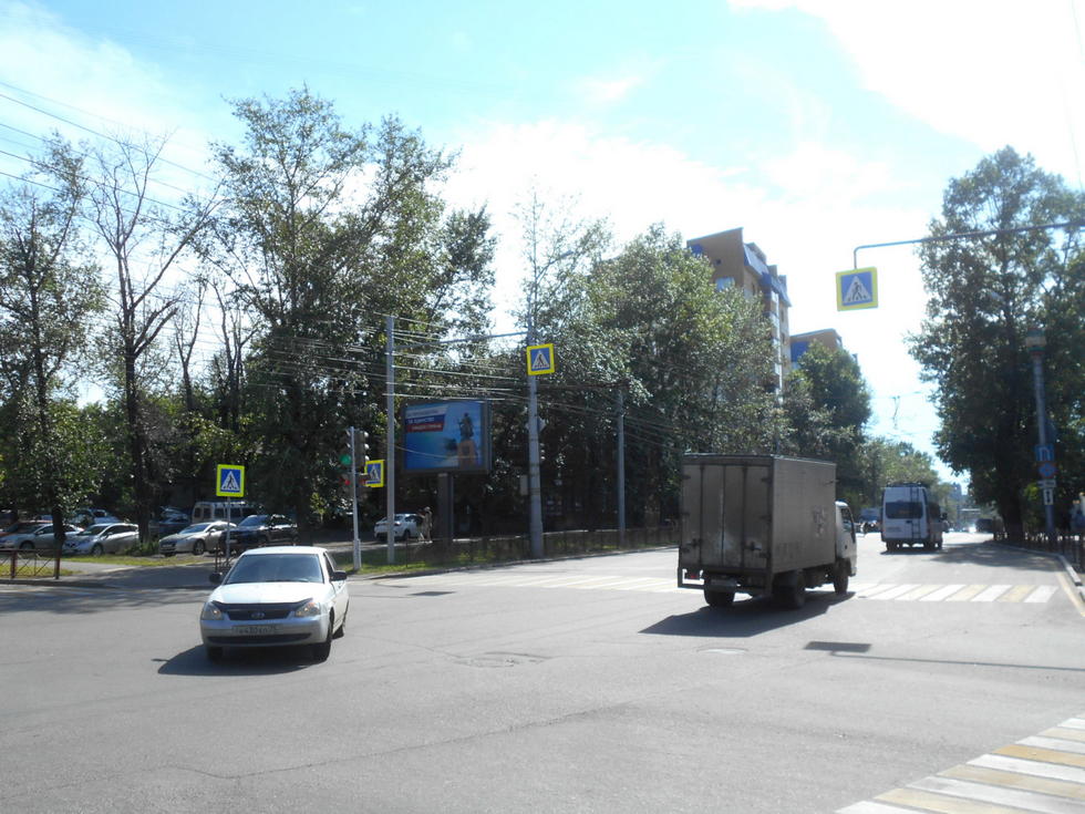 Фотография рекламного носителя, тип: Ситиборд 2.7x3.7, адрес: 1-ая Советская ул. Х Аэрофлотская ул., поз.1, Иркутск, Иркутская область, Россия. Сторона Б №330428