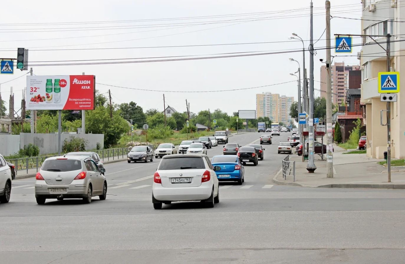 Фотография рекламного носителя, тип: Билборд 3x6, адрес: Дыбенко ул. Х Советской Армии ул., д.92, Самара, Самарская область, Россия. Сторона B1-B3 №833162