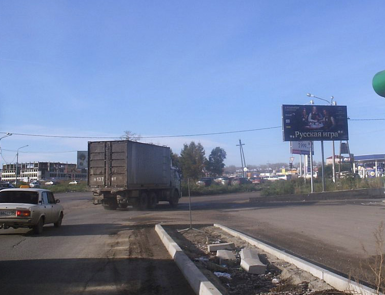 Фотография рекламного носителя, тип: Билборд 3x6, адрес: Молокова ул., д.72 Х Шахтеров ул., Красноярск, Красноярский край, Россия. Сторона А1-А3 №1324653