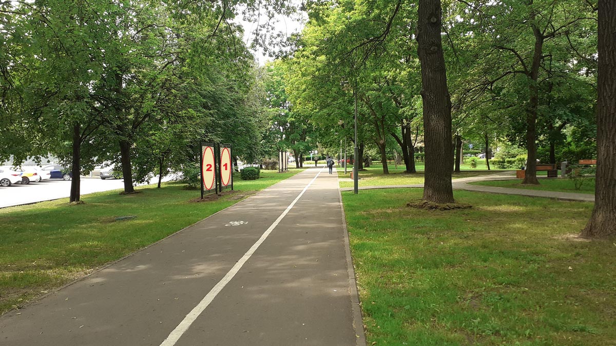 Фотография рекламного носителя, тип: Афиша 1.75x1.8, адрес: Череповецкая ул., д.20, поз.2, стенд 2, Москва, Россия. Сторона А2 №887548