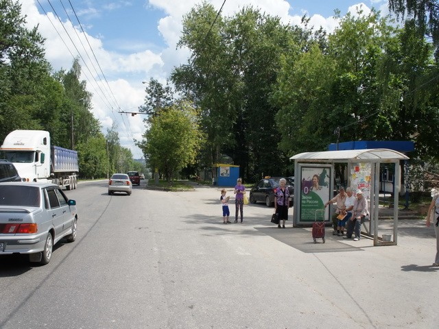 Фотография рекламного носителя, тип: Остановка 1.8x1.2, адрес: Гурьянова ул., д.27, Калуга, Калужская область, Россия. Сторона А1-A5 №621601