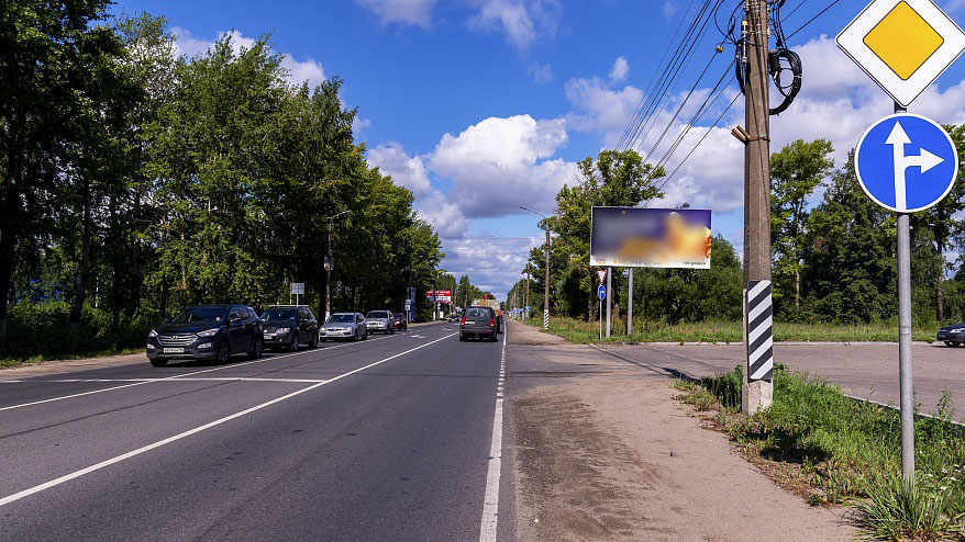 Фотография рекламного носителя, тип: Билборд 3x6, адрес: Московское ш., авторынок, Тверь, Тверская область, Россия. Сторона А №952482