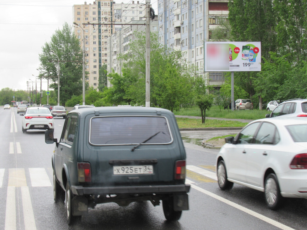 Фотография рекламного носителя, тип: Билборд 3x6, адрес: Симонова ул., д.32, Волгоград, Волгоградская область, Россия. Сторона А №596112