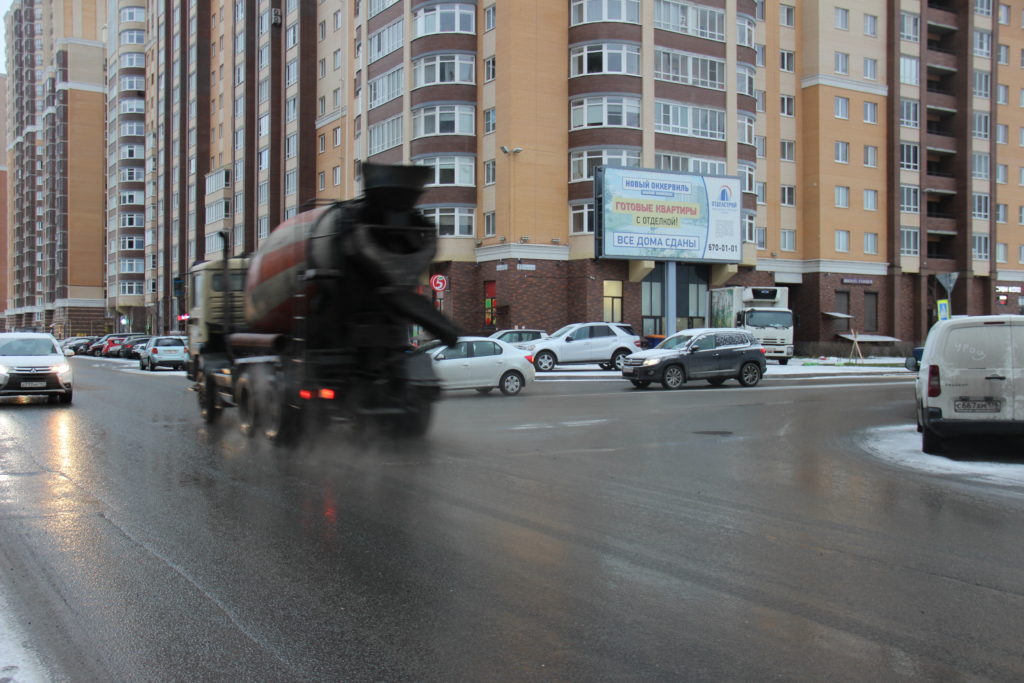 Фотография рекламного носителя, тип: Билборд 3x6, адрес: Строителей пр. Х Областная ул., Кудрово, Ленинградская область, Россия. Сторона A №1024150