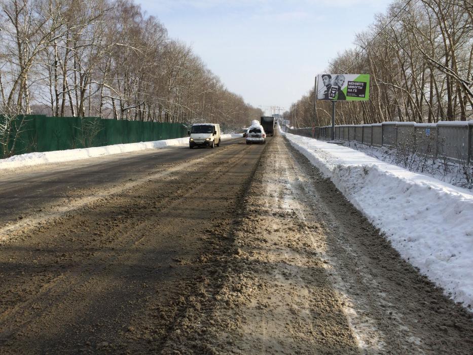 Фотография рекламного носителя, тип: Билборд 3x6, адрес: Володарское ш., 680м, Московская область, Россия. Сторона A №641816