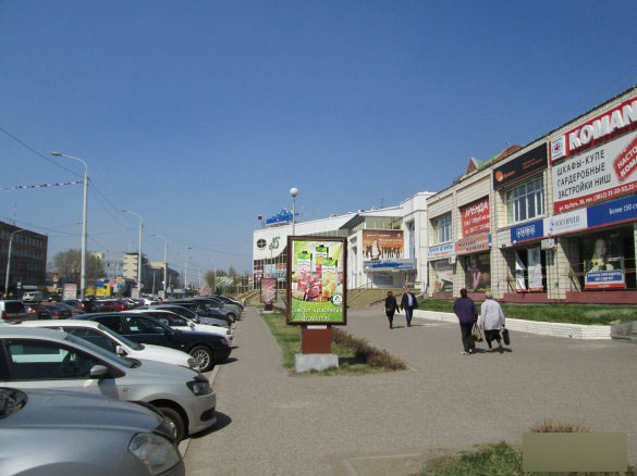 Фотография рекламного носителя, тип: Ситиформат 1.8x1.2, адрес: Красный путь ул., второй от Айсберга, Омск, Омская область, Россия. Сторона А №420898