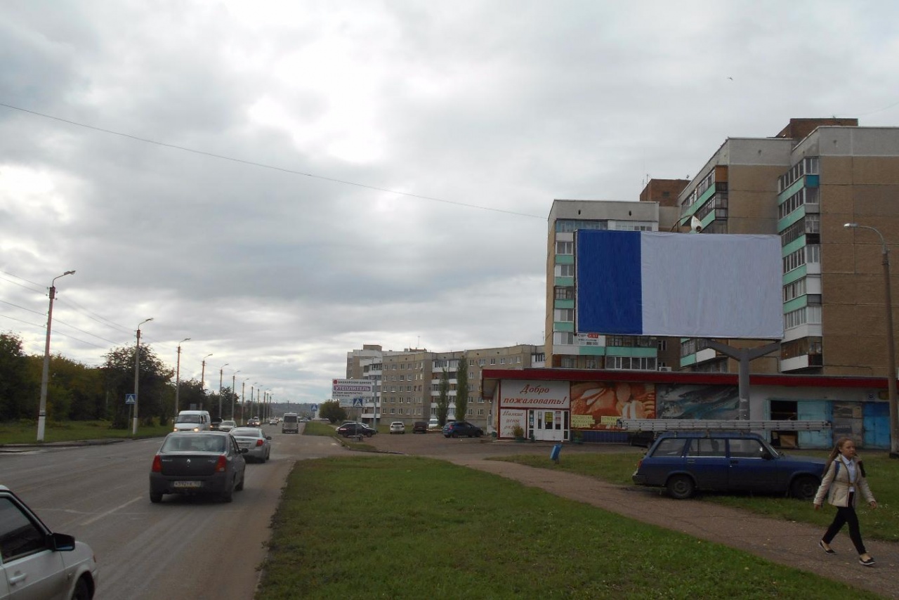 Фотография рекламного носителя, тип: Билборд 3x6, адрес: Ленинградская ул., д.65, Салават, Республика Башкортостан, Россия. Сторона А №723362