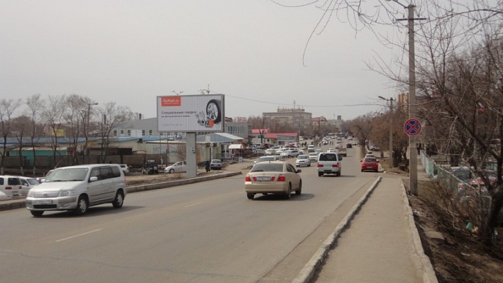 Фотография рекламного носителя, тип: Билборд 3x6, адрес: Чичерина ул., автовокзал, рынок, мост №1, Уссурийск, Приморский край, Россия. Сторона В1-В3 №791454