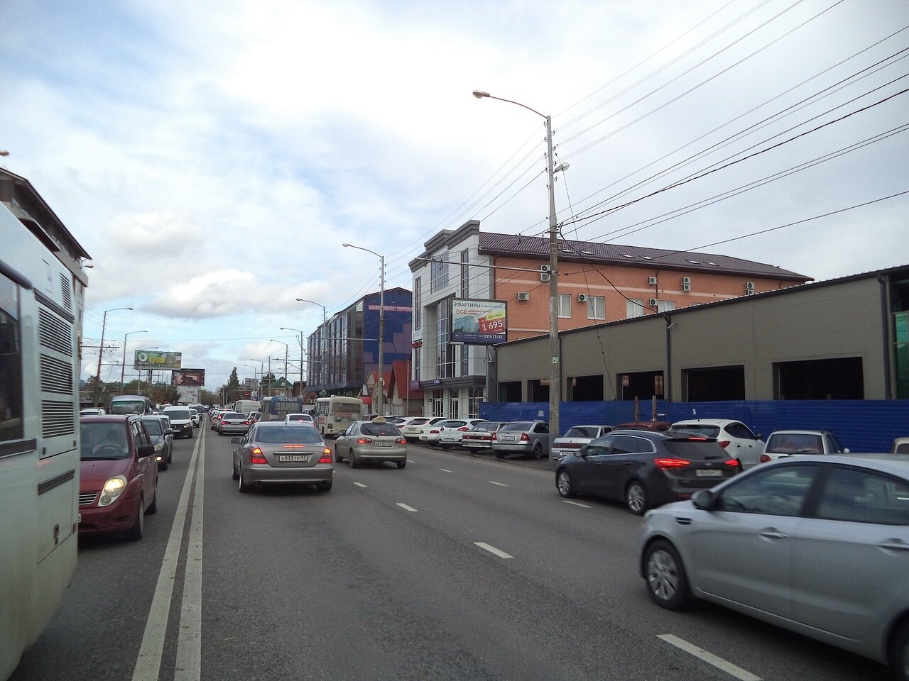 Фотография рекламного носителя, тип: Ситиборд 2.7x3.7, адрес: Ялтинская ул., д.12, Краснодар, Краснодарский край, Россия. Сторона А №792501