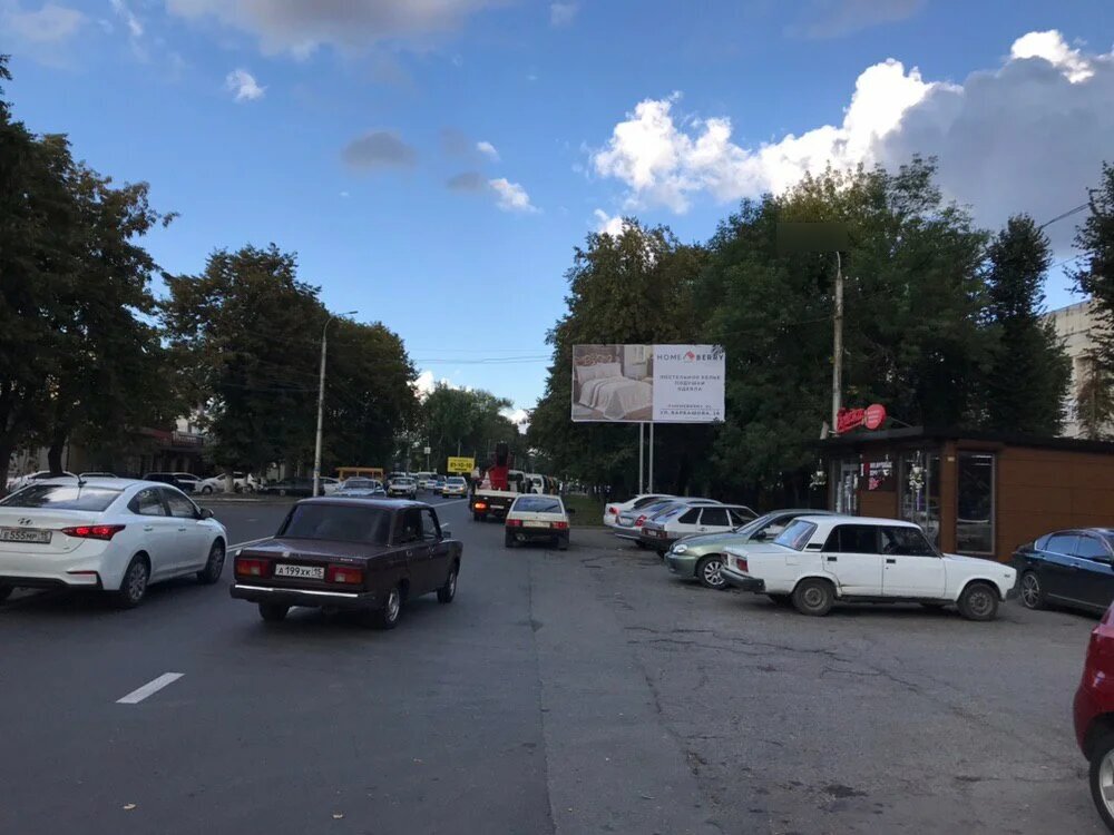 Фотография рекламного носителя, тип: Билборд 3x6, адрес: Барбашова ул., въезд в РДКБ, Владикавказ, Республика Северная Осетия – Алания, Россия. Сторона А №451616