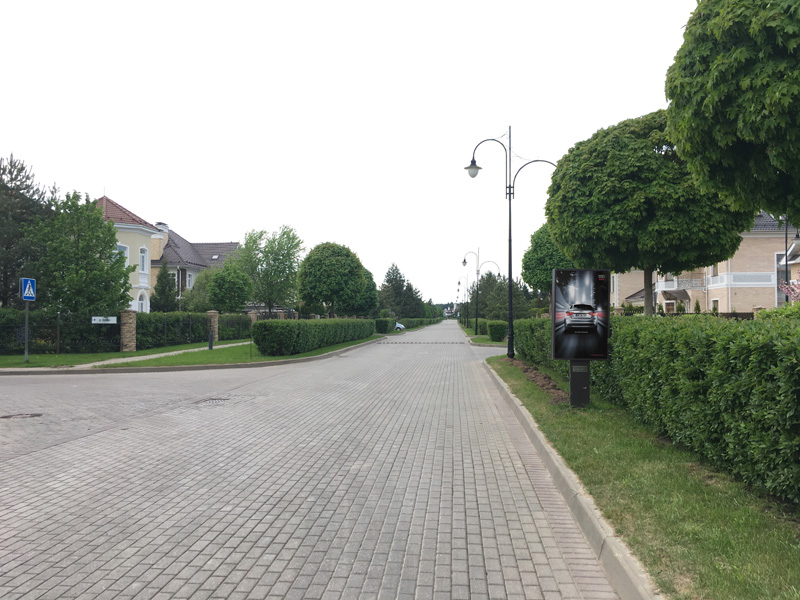 Фотография рекламного носителя, тип: Нестандартный ситиформат, адрес: Новорижское ш., Гринфилд пос., поз.2, Московская область, Россия. Сторона А №832050