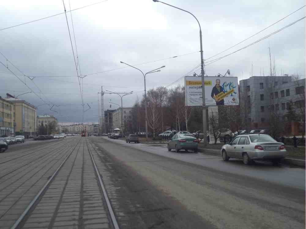 Фотография рекламного носителя, тип: Билборд 3x6, адрес: Орджоникидзе ул., д.12, Новокузнецк, Кемеровская область, Россия. Сторона А №671841