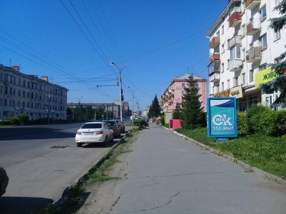 Фотография рекламного носителя, тип: Ситиформат 1.8x1.2, адрес: Маркса ул., д.83, Омск, Омская область, Россия. Сторона А №1009955