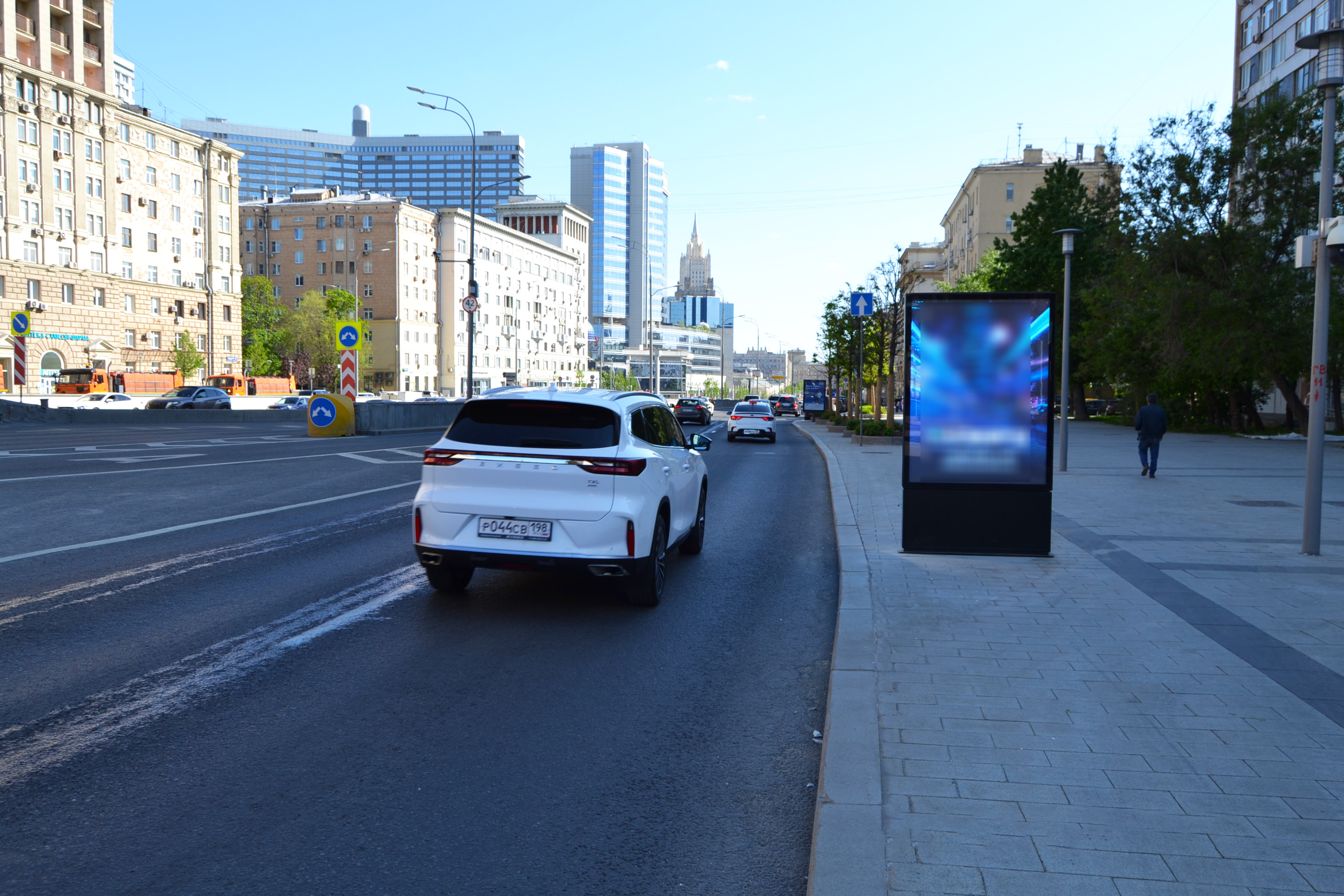 Фотография рекламного носителя, тип: Ситиформат 1.8x1.2, адрес: Новинский б-р., д.15, Москва, Россия. Сторона A1-A10 №436680