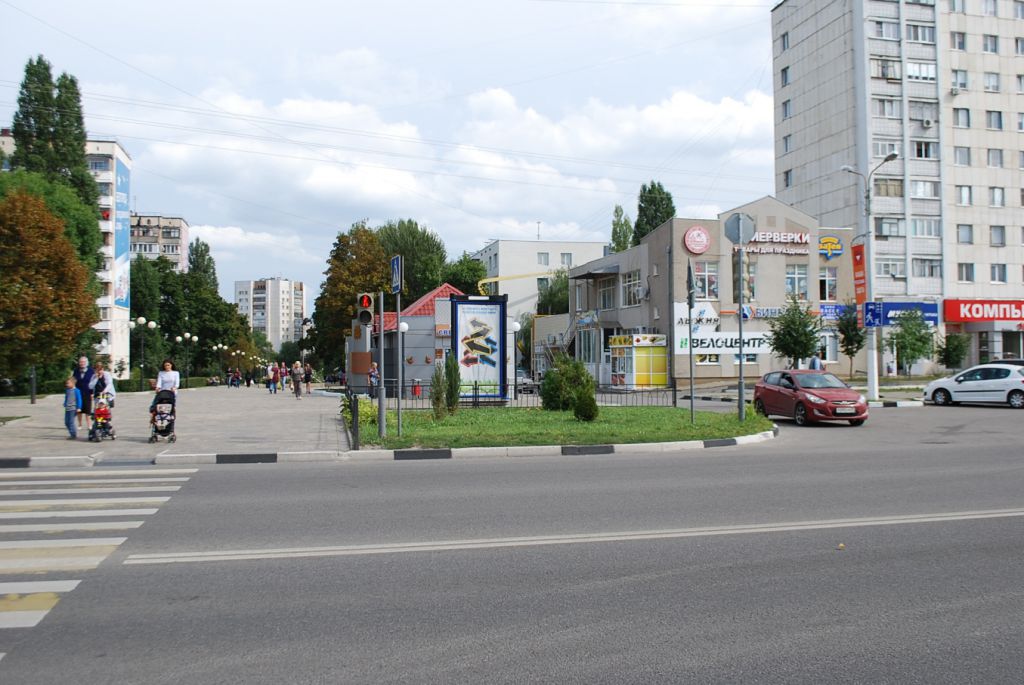 Фотография рекламного носителя, тип: Пиллар 3x1.4, адрес: Ватутина пр-т., Белгород, Белгородская область, Россия. Сторона B №344144