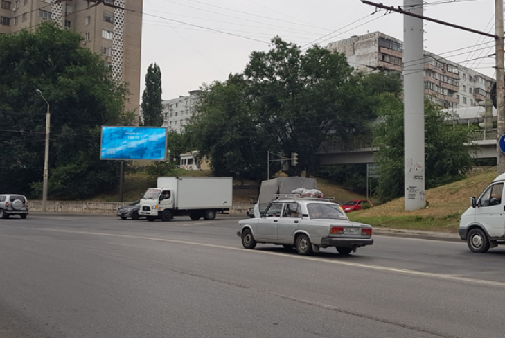 Фотография рекламного носителя, тип: Билборд 3x6, адрес: Королёва пр-т., д.29 Х Беляева ул., Ростов-на-Дону, Ростовская область, Россия. Сторона А1 №1088903