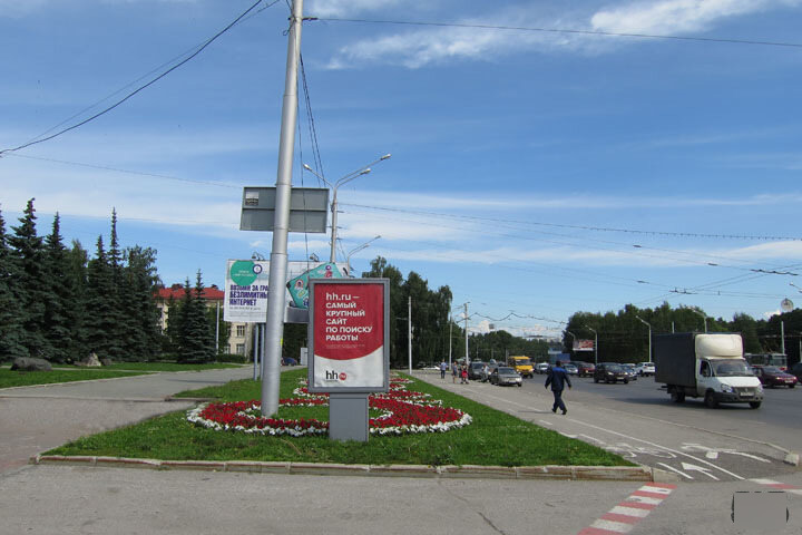 Фотография рекламного носителя, тип: Ситиформат 1.8x1.2, адрес: Октября пр-т., д.137, поз.2, Уфа, Республика Башкортостан, Россия. Сторона В №746399