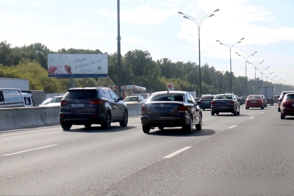 Фотография рекламного носителя, тип: Суперсайт 4x12, адрес: МКАД, 21 700м, Москва, Россия. Сторона B №704423