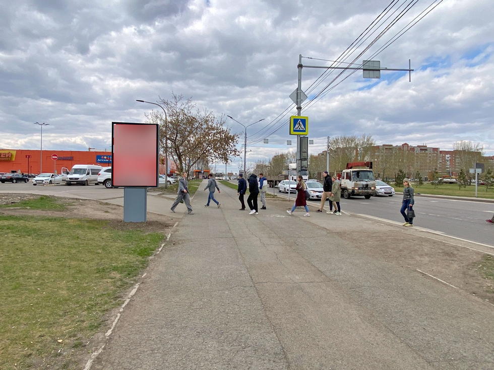 Фотография рекламного носителя, тип: Ситиформат 1.8x1.2, адрес: Авиаторов ул. Х Алексеева ул., со стороны ТРЦ Планета, Красноярск, Красноярский край, Россия. Сторона Б №1029759