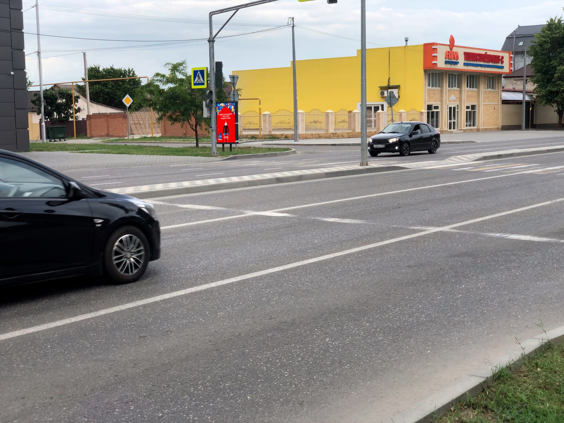 Фотография рекламного носителя, тип: Ситиформат 1.8x1.2, адрес: Жуковского ул., поз.12, Грозный, Республика Чечня, Россия. Сторона Б №1084421