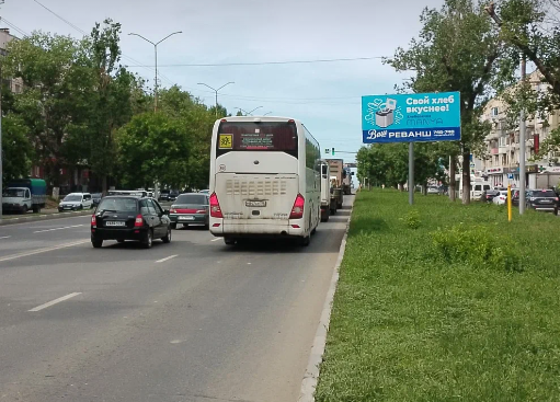Фотография рекламного носителя, тип: Билборд 3x6, адрес: Строителей пр-т., д.32 Х 4-я Прокатная ул., Саратов, Саратовская область, Россия. Сторона А №554272