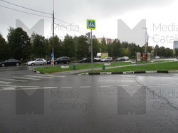 Фотография рекламного носителя, тип: Афиша 1.75x1.8, адрес: Кировоградская ул., д.36-38, стенд 2, Москва, Россия. Сторона А2 №873690