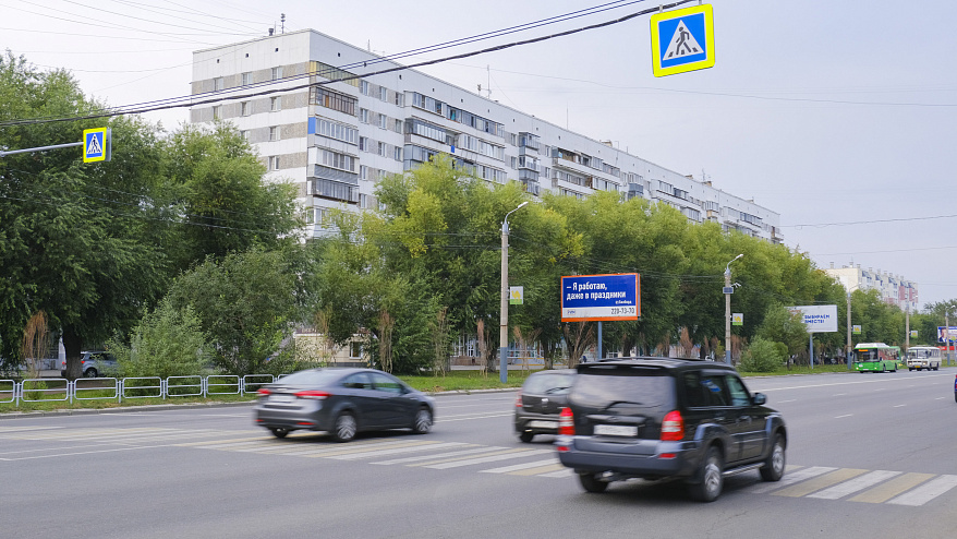 Фотография рекламного носителя, тип: Билборд 3x6, адрес: Комарова ул., д.110, поз.2, Челябинск, Челябинская область, Россия. Сторона Б №835720