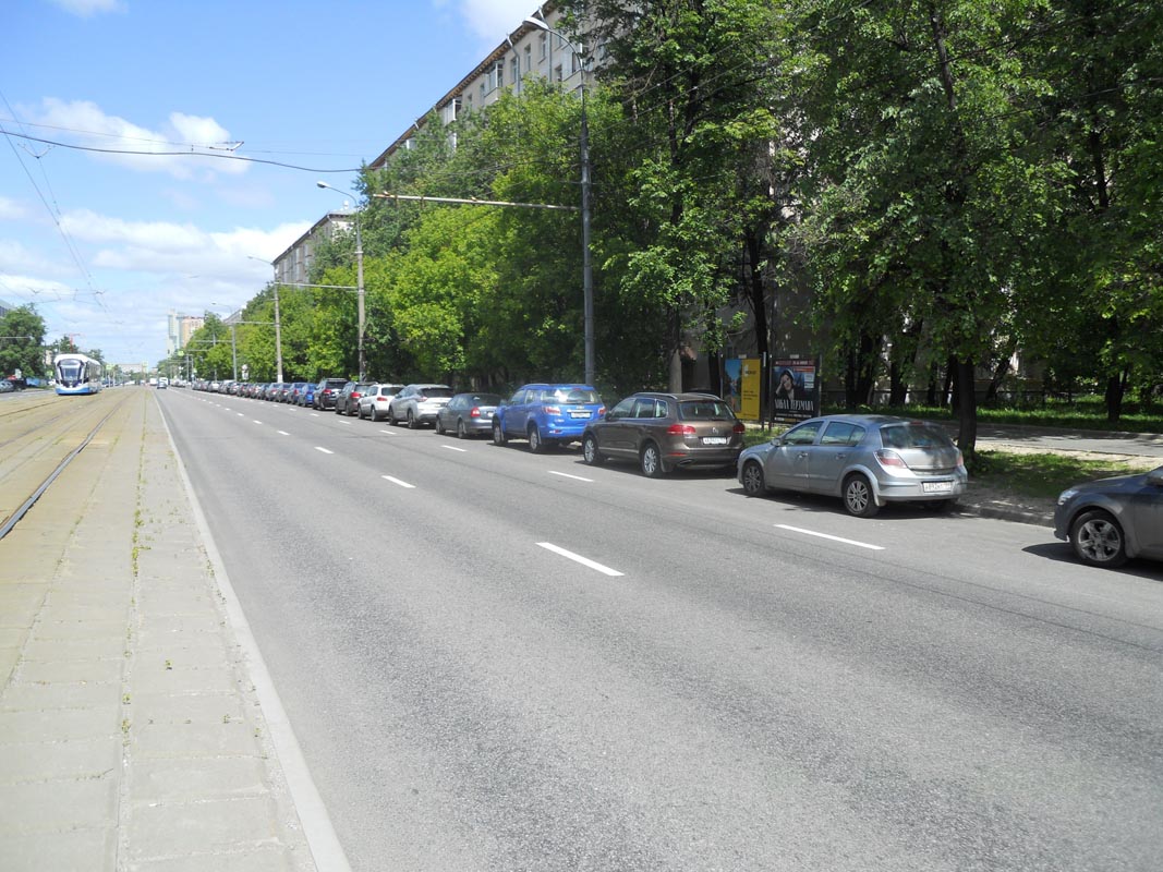 Фотография рекламного носителя, тип: Афиша 1.75x1.8, адрес: Буденного пр-т., д.27, стенд 1, Москва, Россия. Сторона А1 №865962