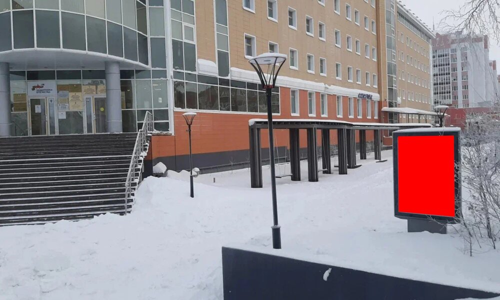 Фотография рекламного носителя, тип: Ситиформат 1.8x1.2, адрес: Республики ул., д.73, поз.1, Салехард, Ямало-Ненецкий автономный округ, Россия. Сторона А1-А6 №1075675