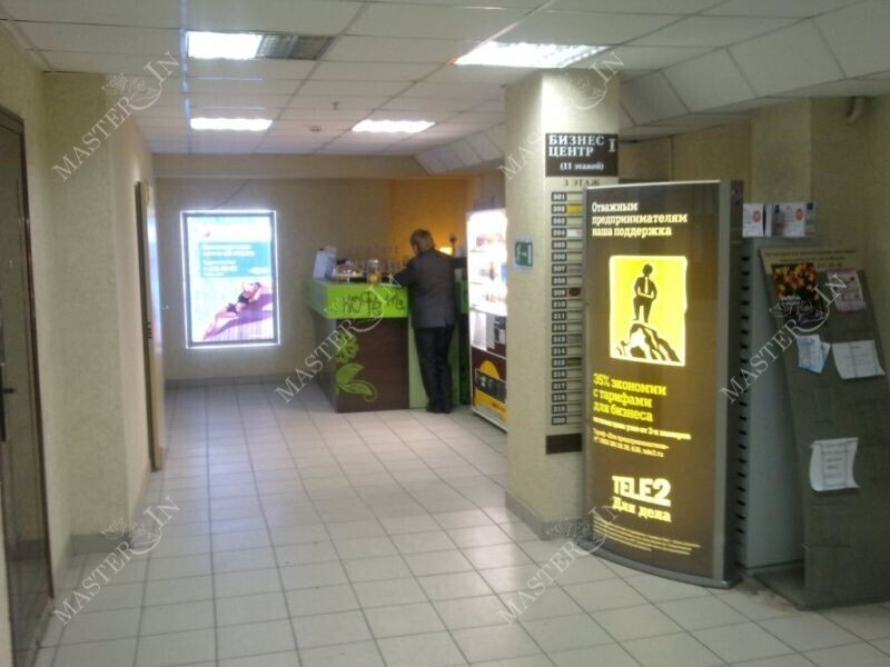 Фотография рекламного носителя, тип: Лайтбокс, адрес: Бизнес-центр «Адриатика», Красный пр-т., д.200, Новосибирск, Новосибирская область, Россия. Сторона/вариант №975224
