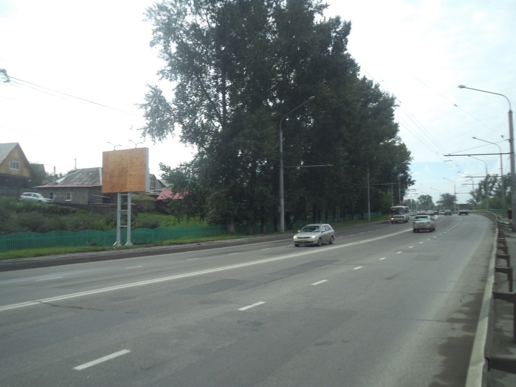 Фотография рекламного носителя, тип: Ситиборд 2.7x3.7, адрес: Азиатская ул., д.11, Новокузнецк, Кемеровская область, Россия. Сторона В №671720