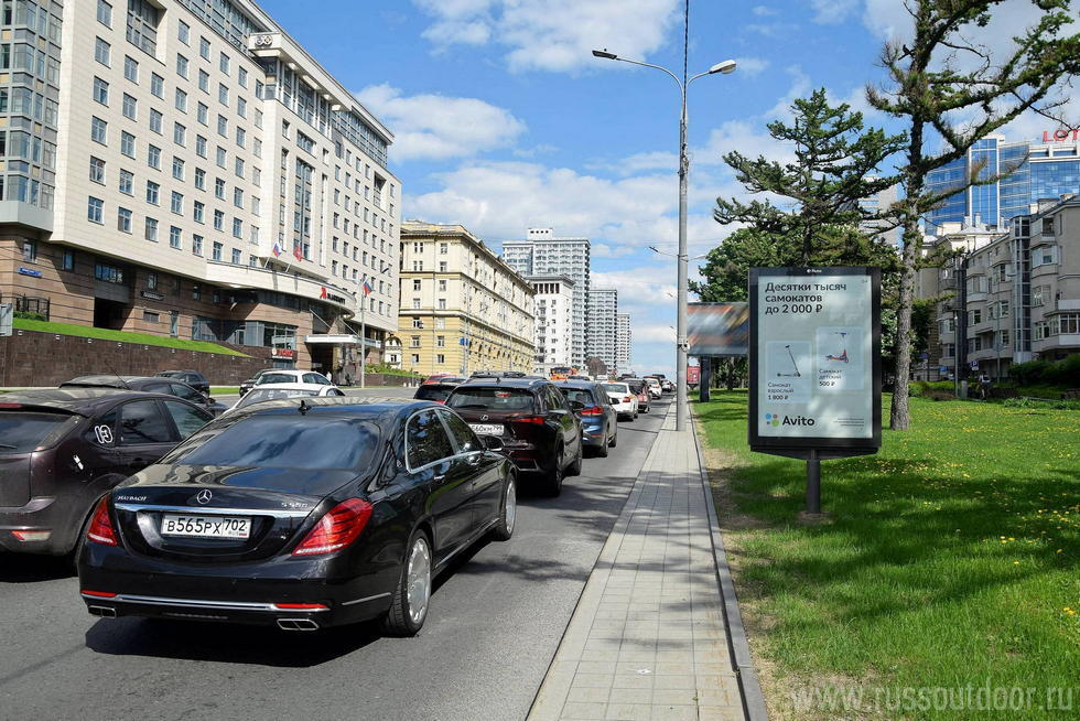 Фотография рекламного носителя, тип: Ситиформат 1.8x1.2, адрес: Арбат Н. ул., д.27, Москва, Россия. Сторона А1-А5 №557172