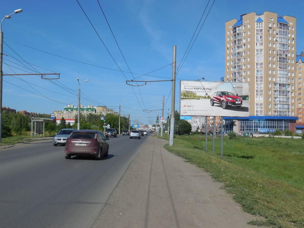 Фотография рекламного носителя, тип: Билборд 3x6, адрес: Архитекторов б-р., д.13/3, Омск, Омская область, Россия. Сторона А №1009707