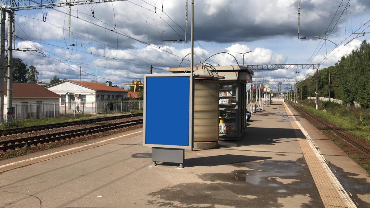 Фотография рекламного носителя, тип: Ситиформат 1.8x1.2, адрес: Дедовск ст., на платформе перед турникетной зоной, левая часть платформы, Дедовск, Московская область, Россия. Сторона А1 №941658