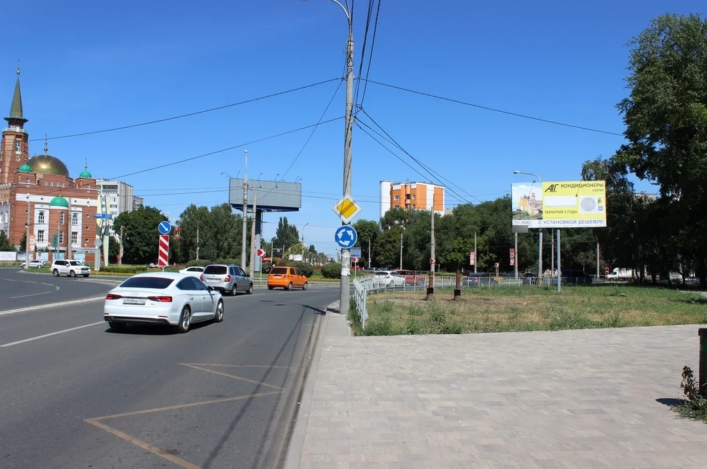 Фотография рекламного носителя, тип: Билборд 3x6, адрес: Стара-Загора ул., д.43, Самара, Самарская область, Россия. Сторона A1-A3 №855103