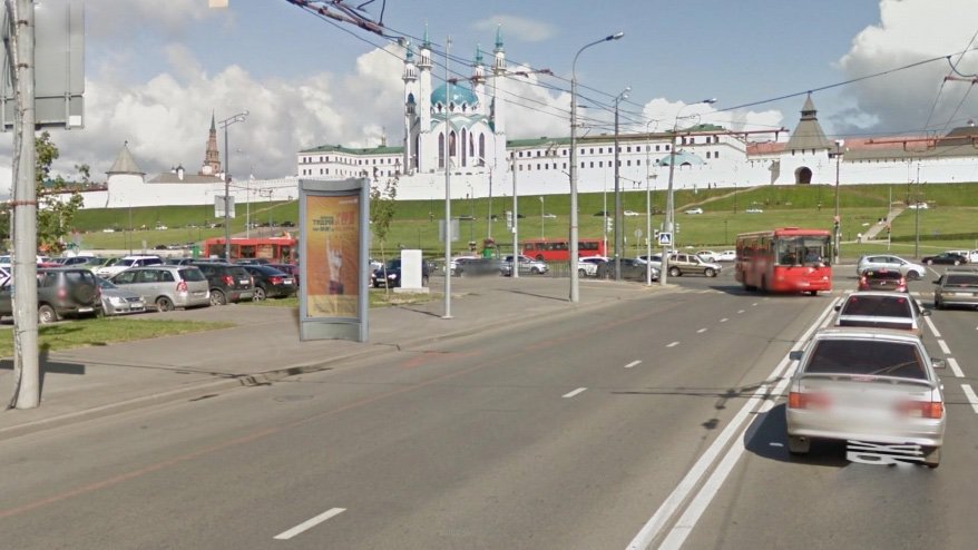 Фотография рекламного носителя, тип: Пиллар 3x1.4, адрес: Ташаяк г., от Тысячелетия пл., к Московская ул., Казань, Республика Татарстан, Россия. Сторона B №686013