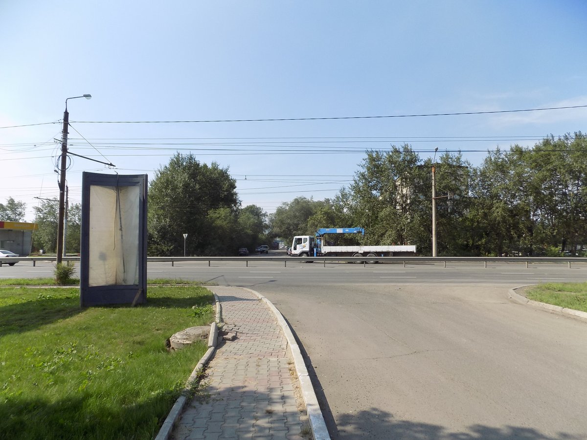 Фотография рекламного носителя, тип: Пиллар 3x1.4, адрес: Пограничников ул., д.101а, Красноярск, Красноярский край, Россия. Сторона А3 №780341