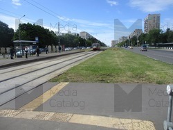 Фотография рекламного носителя, тип: Афиша 1.75x1.8, адрес: Чертановская ул., д.17А, поз.1, стенд 2, Москва, Россия. Сторона А2 №873744