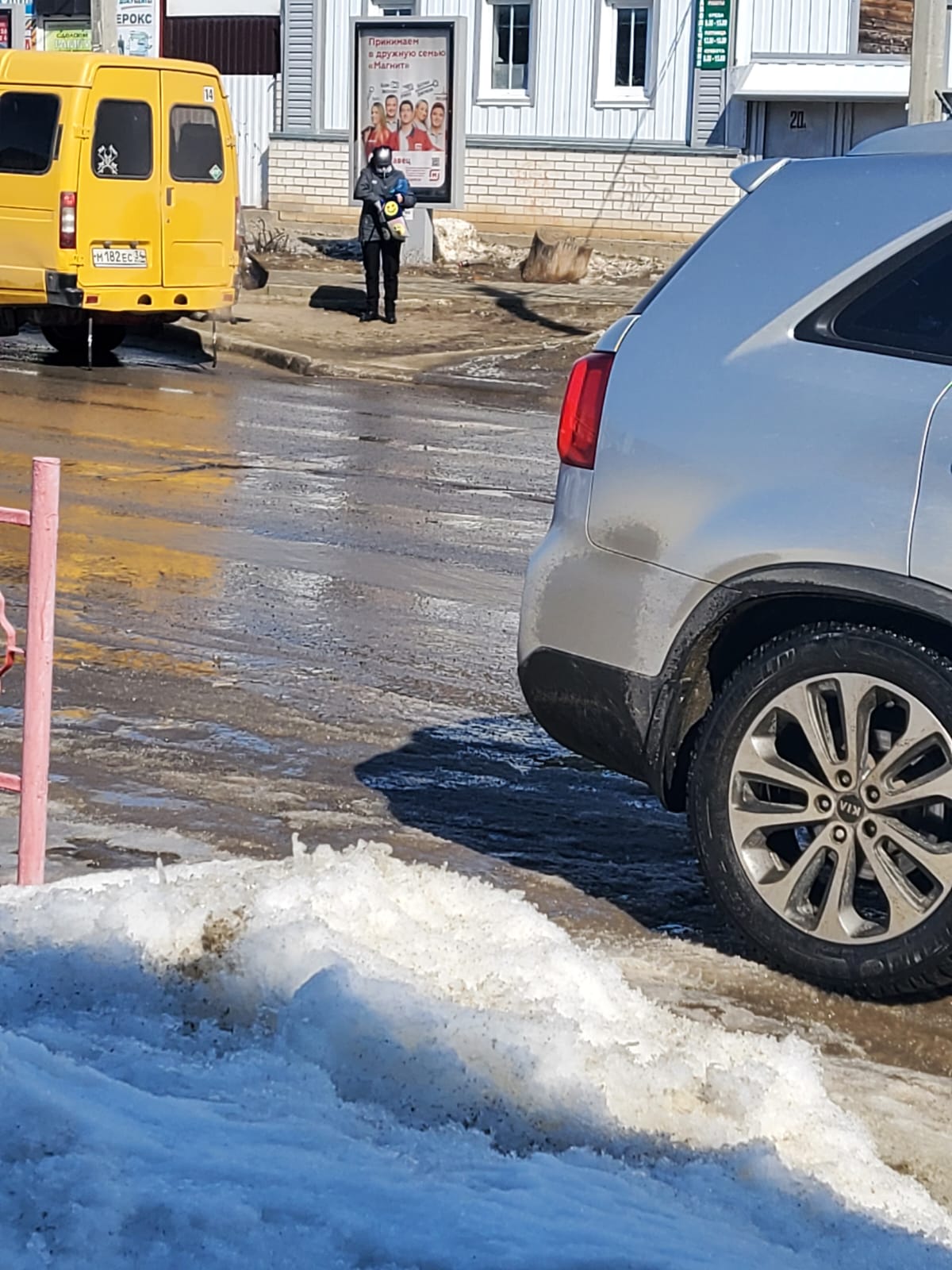 Фотография рекламного носителя, тип: Ситиформат 1.8x1.2, адрес: Базарова ул., д.20a поз.2, Камышин, Волгоградская область, Россия. Сторона A №975507