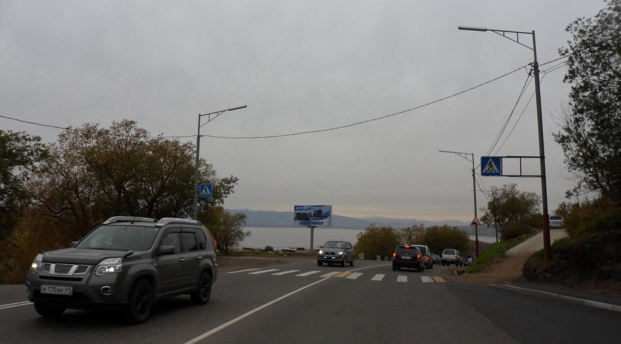 Фотография рекламного носителя, тип: Билборд 3x6, адрес: Сапун Гора ул., в сторону Океанской ул., Петропавловск-Камчатский, Камчатский край, Россия. Сторона Б №1041444