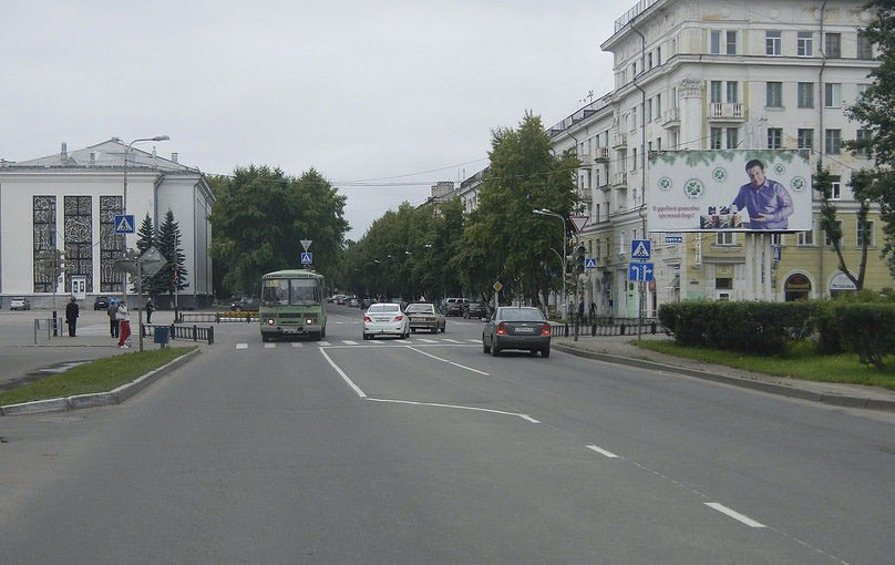 Фотография рекламного носителя, тип: Билборд 3x6, адрес: Советская ул., д.46, Северодвинск, Архангельская область, Россия. Сторона А1-А3 №667825