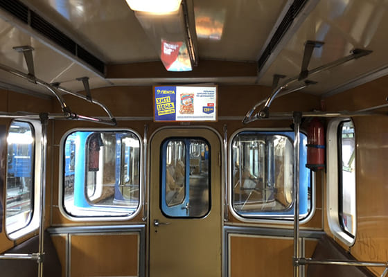 Мониторы в вагонах