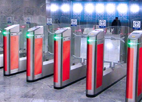 Стикеры на турникетах МЦД