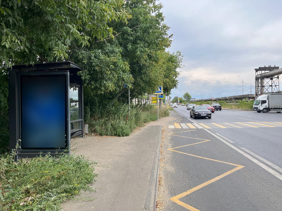 Фотография рекламного носителя, тип: Остановка 1.8x1.2, адрес: Тэцевская ул., ост. «Ул.Хлебозаводская», Казань, Республика Татарстан, Россия. Сторона B №1042759